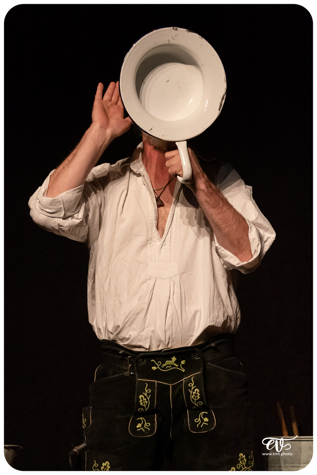 LE GROOVE DE LA MONTAGNE (TONI BARTL’S ALPIN DRUMS)